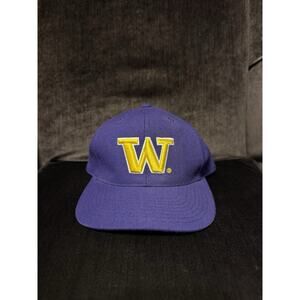 Vintage Washington Huskies GCC Big W Snapback Hat